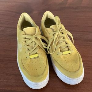 Nike AF1 - sage low - sz 7.5